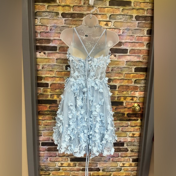 Prom/Homecoming Dress - Picture 3 of 5